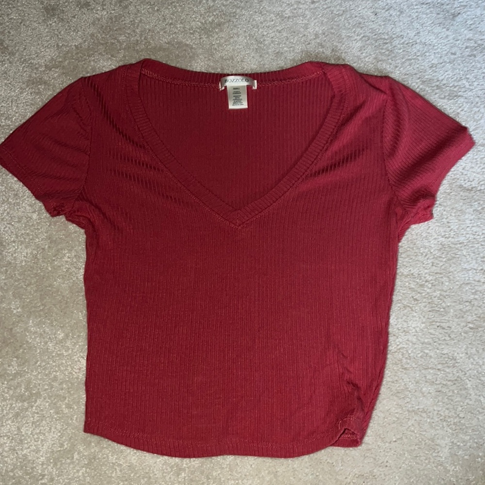 pink cropped tight v neck